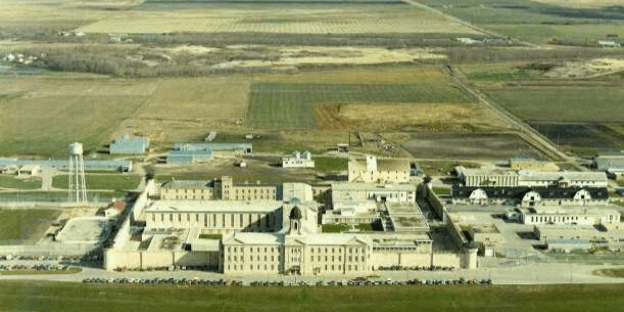 An aerial shot of Stony Mountain Institution.